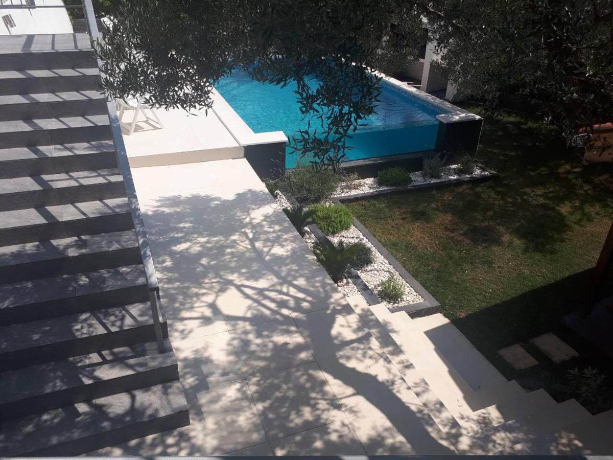 Vila Ivka Gardens Клек Екстериор снимка